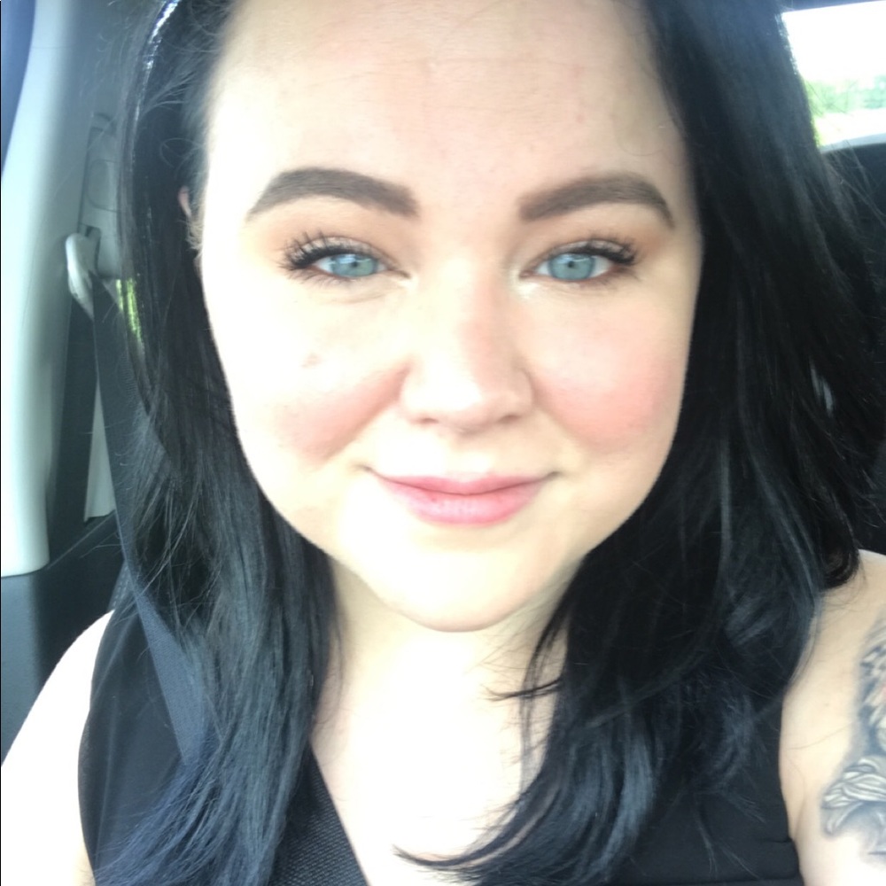 Meet your Posher, Megan